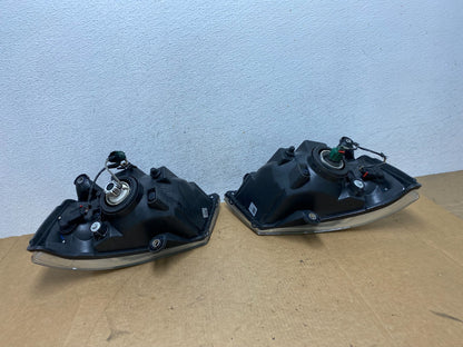 2008 to 2010 Dodge Caravan Left+Right Set Side Halogen Headlights AE3178 DW4