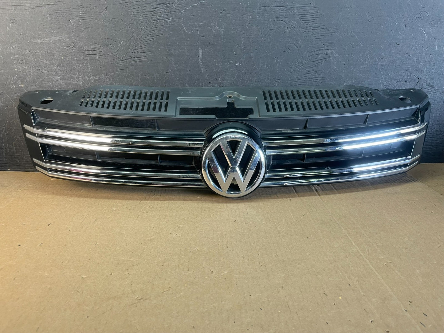 2012 to 2015 Volkswagen Passat Front Upper Grill Grille Aftermarket AD01970