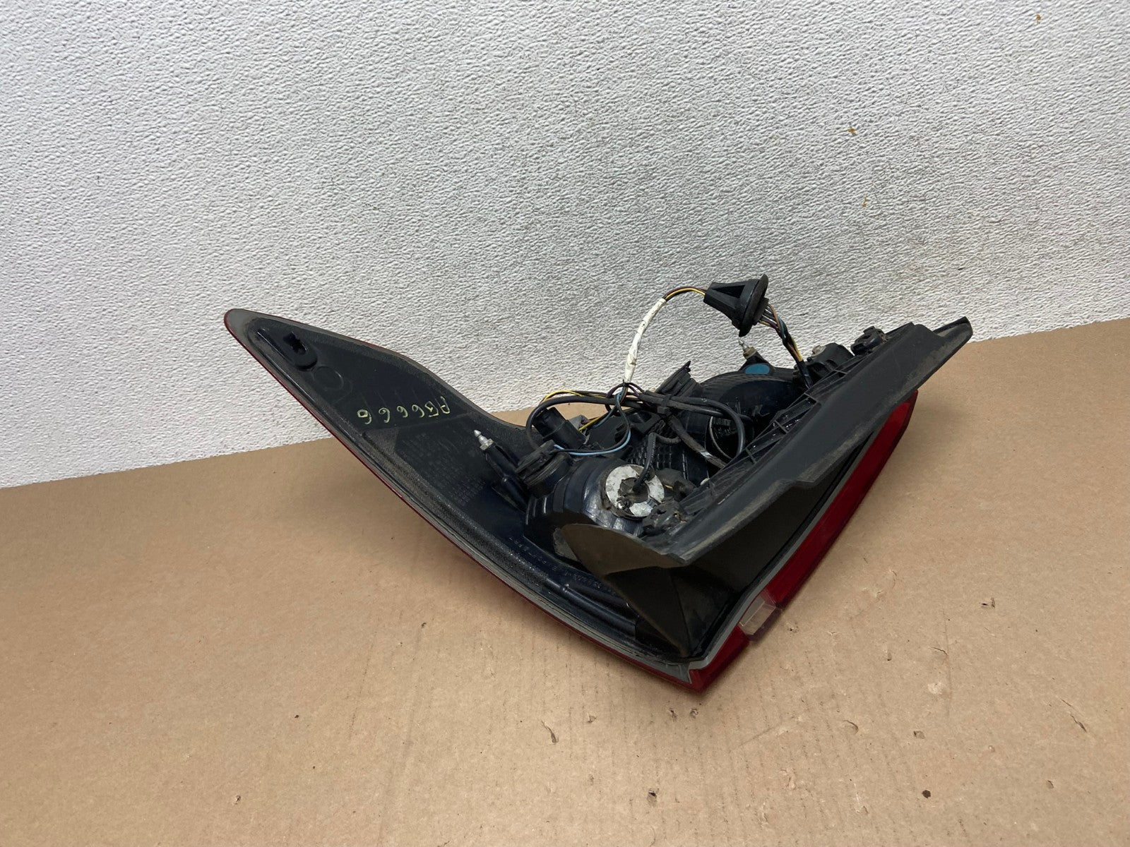 2011 2012 2013 2014 2015 Ford Explorer Left Driver LH Side Tail light AG6666 LK4
