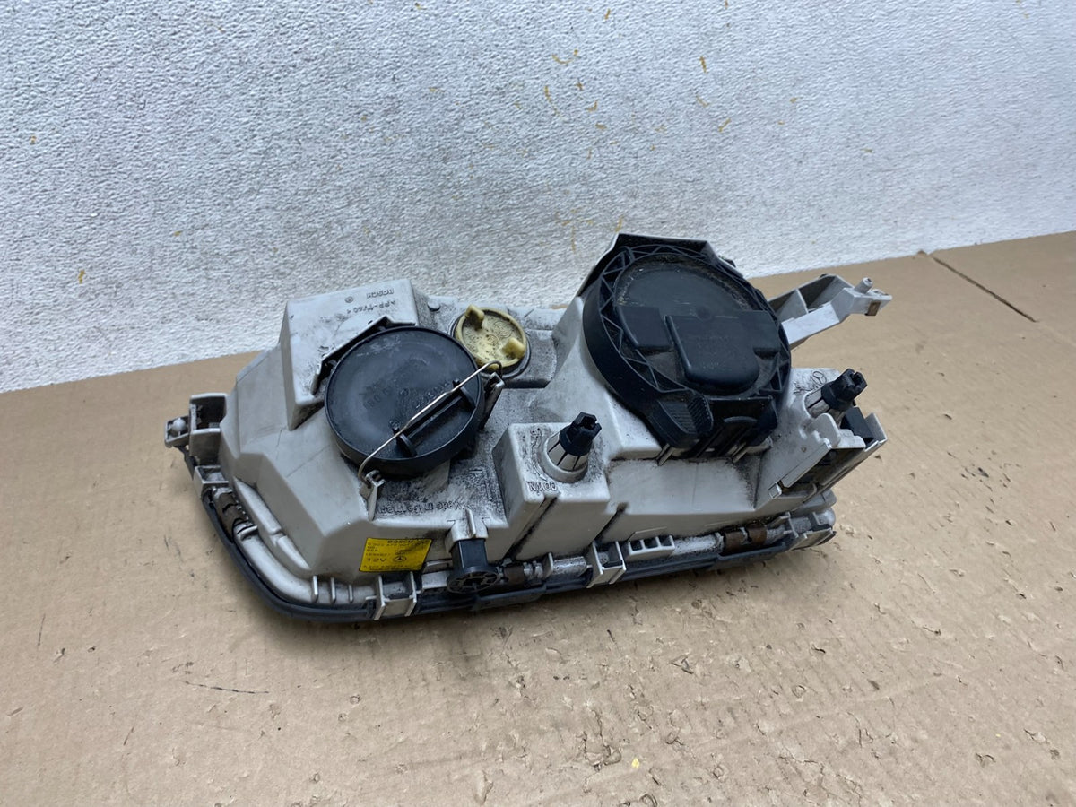 1997 - 2000 Mercedes C C230 W202 Front Left Driver LH Headlight AI2452 DW4