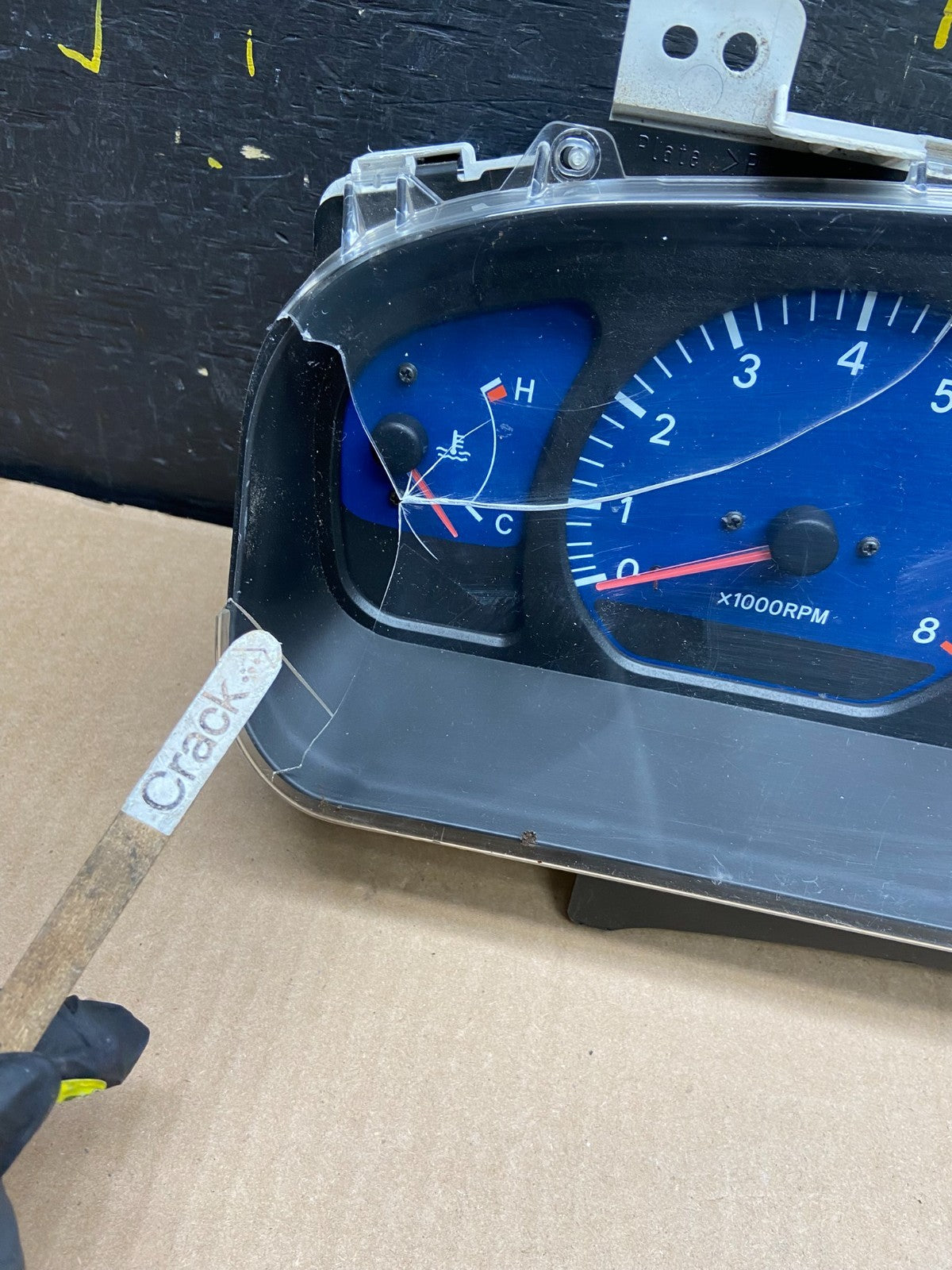 2001 2003 Toyota Sienna Speedometer Cluster Gauge Y2107 DG1