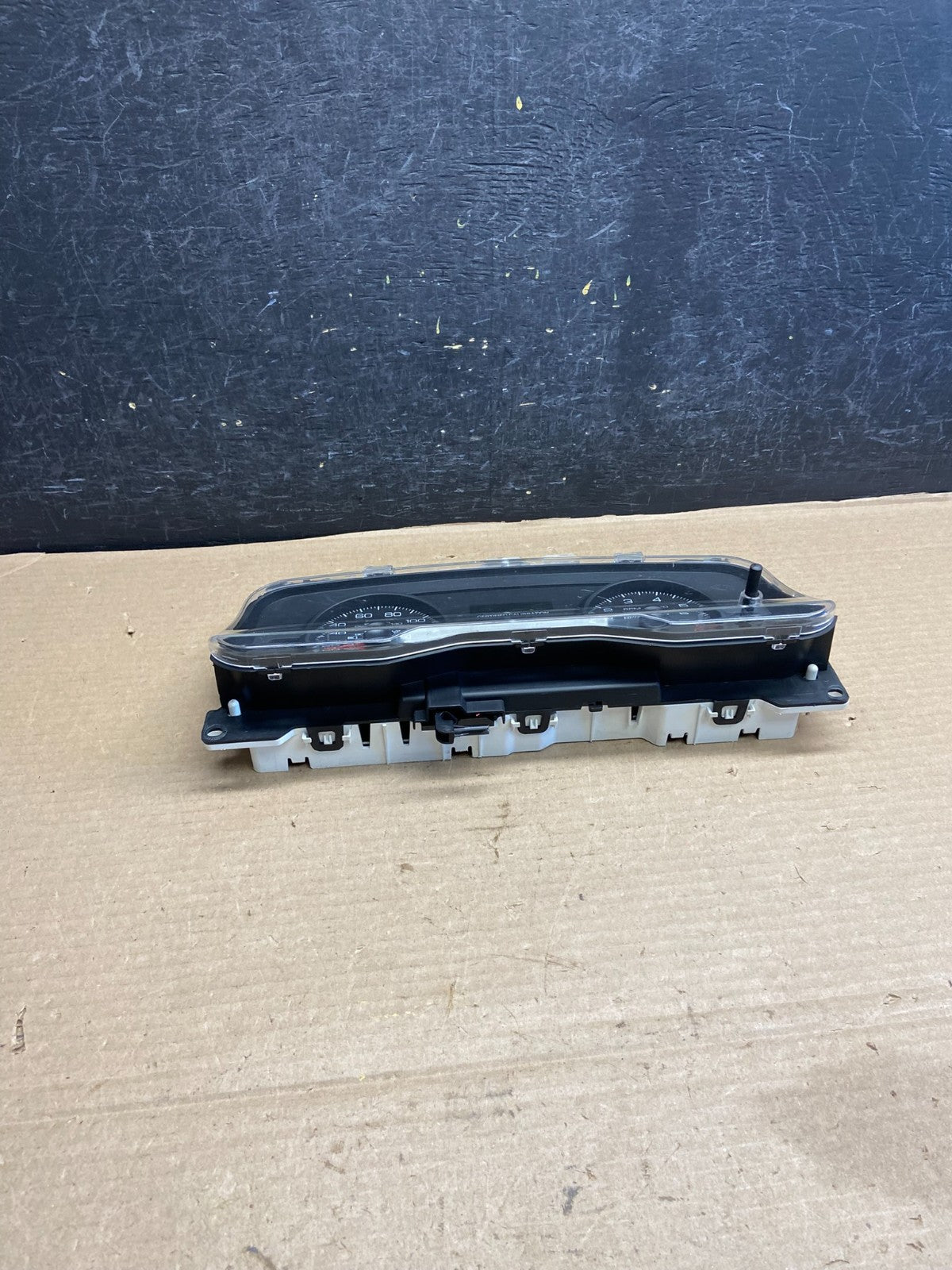 2009 to 2011 Mercury Grand Marquis Speedometer Cluster Gauge AH3489 DG3