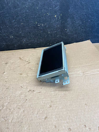2013 2014 2015 2016 Hyundai Genesis GPS Navigation Display Screen AF2718 DG2