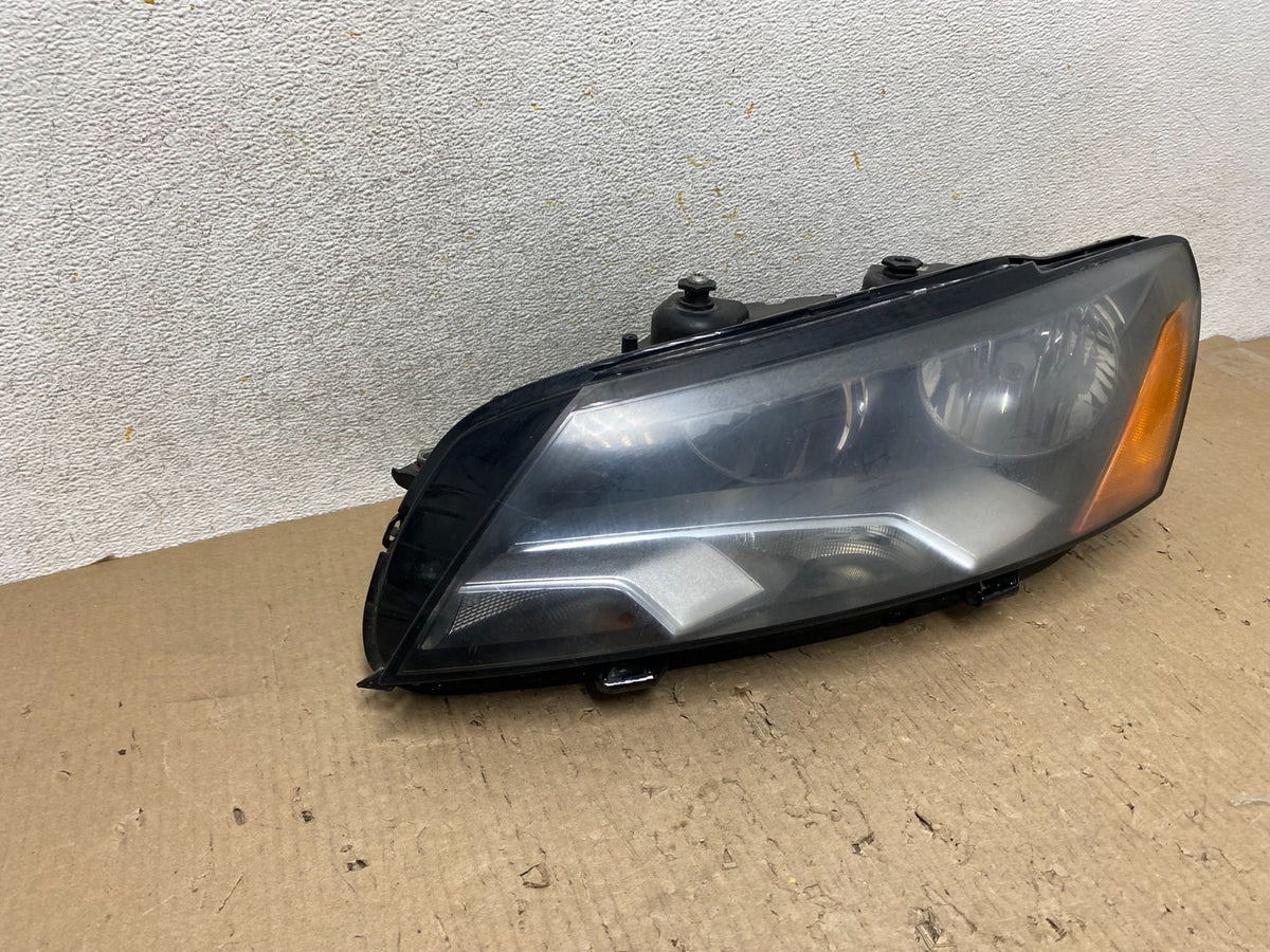 2012-2015 Volkswagen Passat Left Driver LH Side Halogen Headlight AH6612 DW1