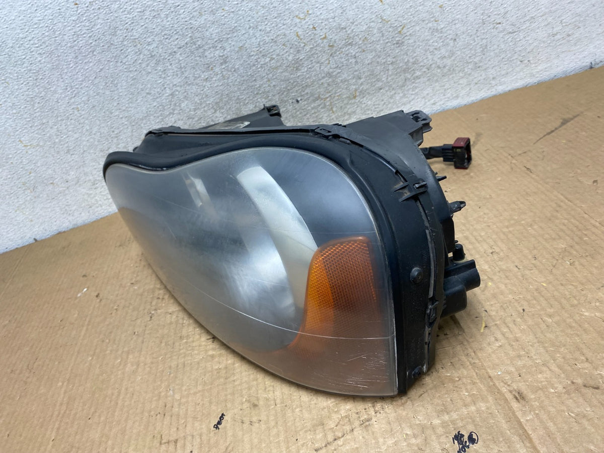 2003-2013 Volvo XC90 Left Driver LH Side Halogen Headlight AI8206 DW1