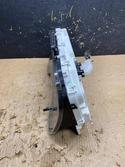 2011 to 2013 Ford E150 E250 E350 VAN Gauge Speedometer Cluster z9760 DG2