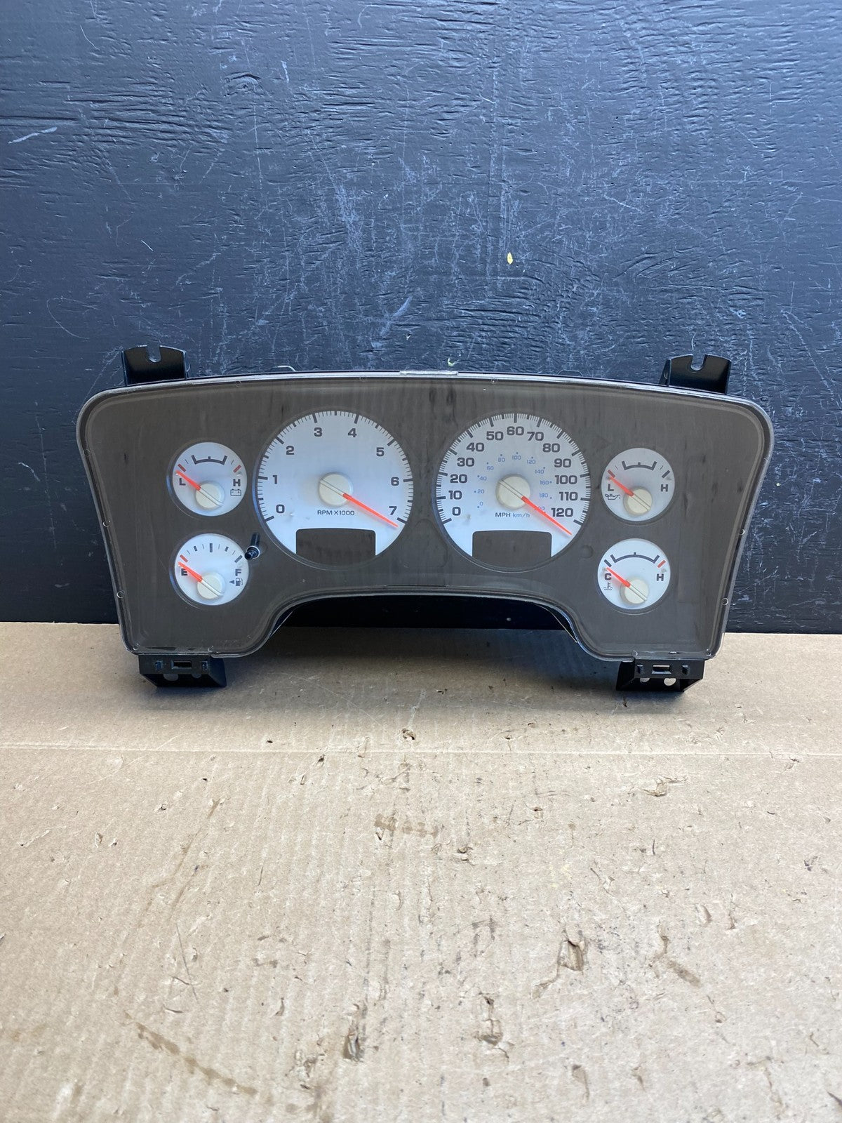 2003 - 2007 Dodge Ram 1500 Instrument Speedometer Gauge Cluster AC9056 DW0