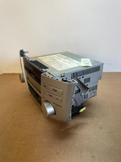 2006 Lexus RX400h Radio Casette AM-FM CD Player AG0796 DG2