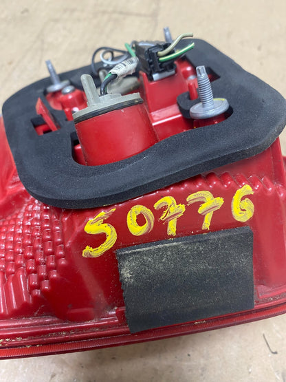 2013-2016 Chevrolet Malibu Right Passenger Rh Inner Tail Light Oem S0776 DW7