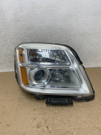 2010 to 2015 GMC Terrain Halogen Passenger Right Rh Side Headlight AI2277 DW0