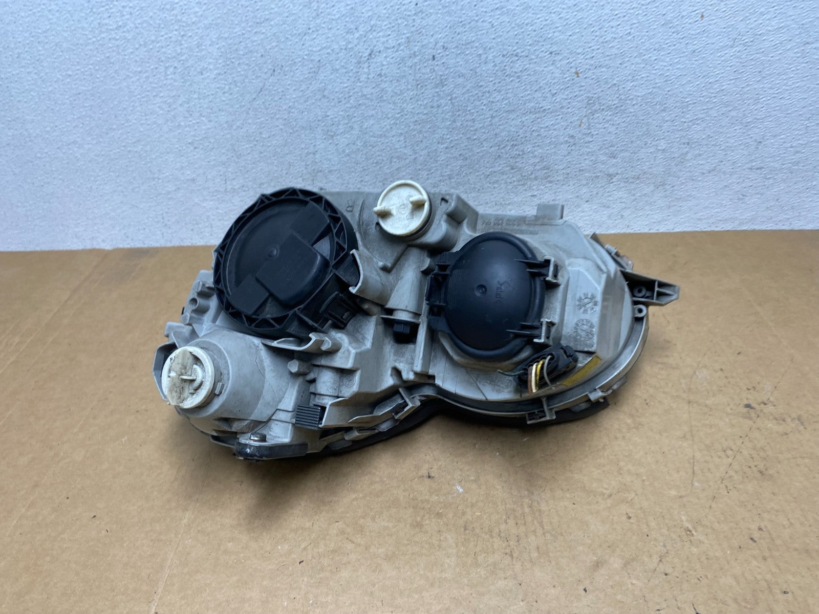 2001 - 2004 Mercedes-Benz C Class Halogen Right Passenger Headlight AE30506