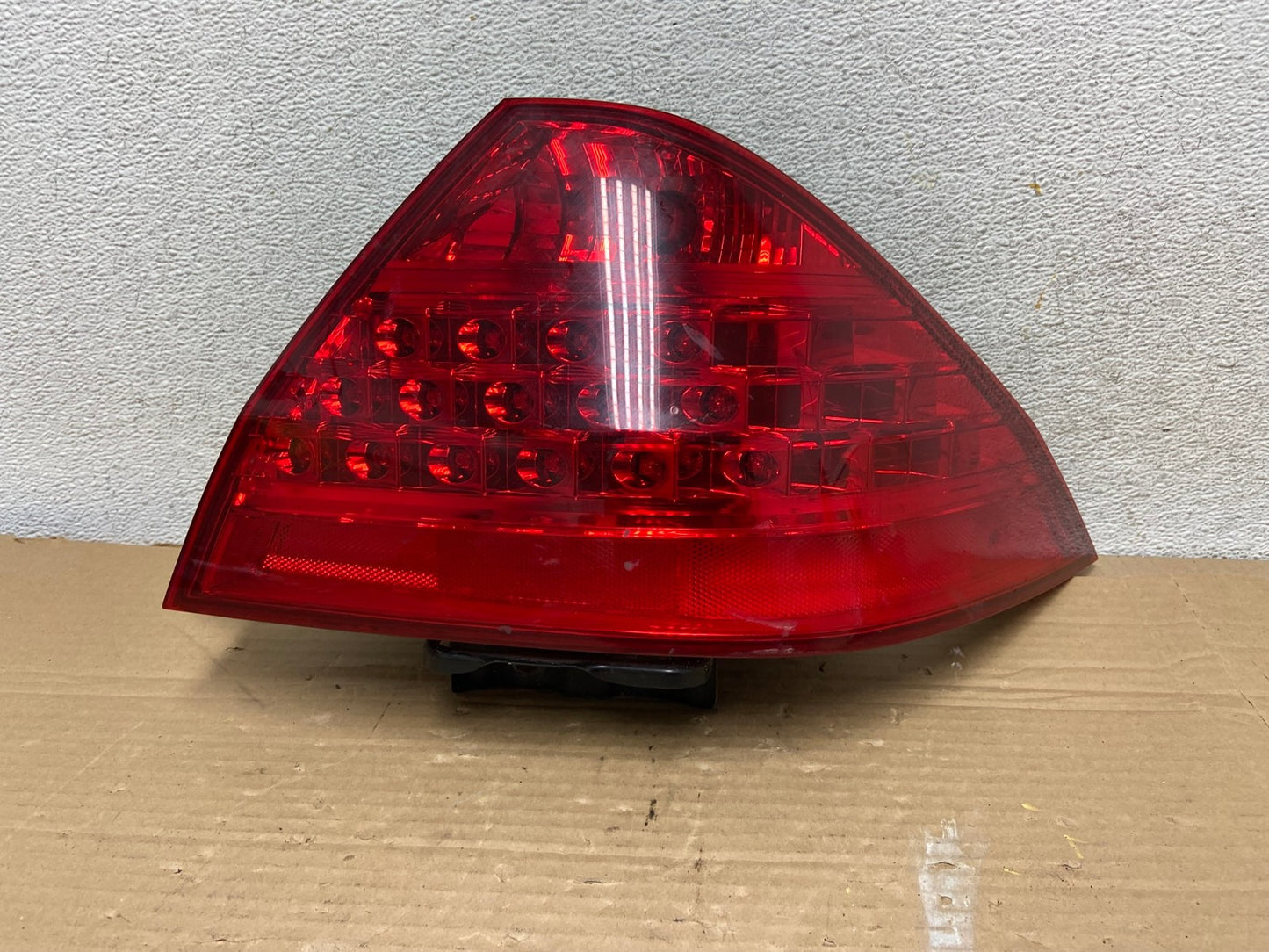 2006 - 2007 Honda Accord Right Passenger Side Tail light AG9042 LK0