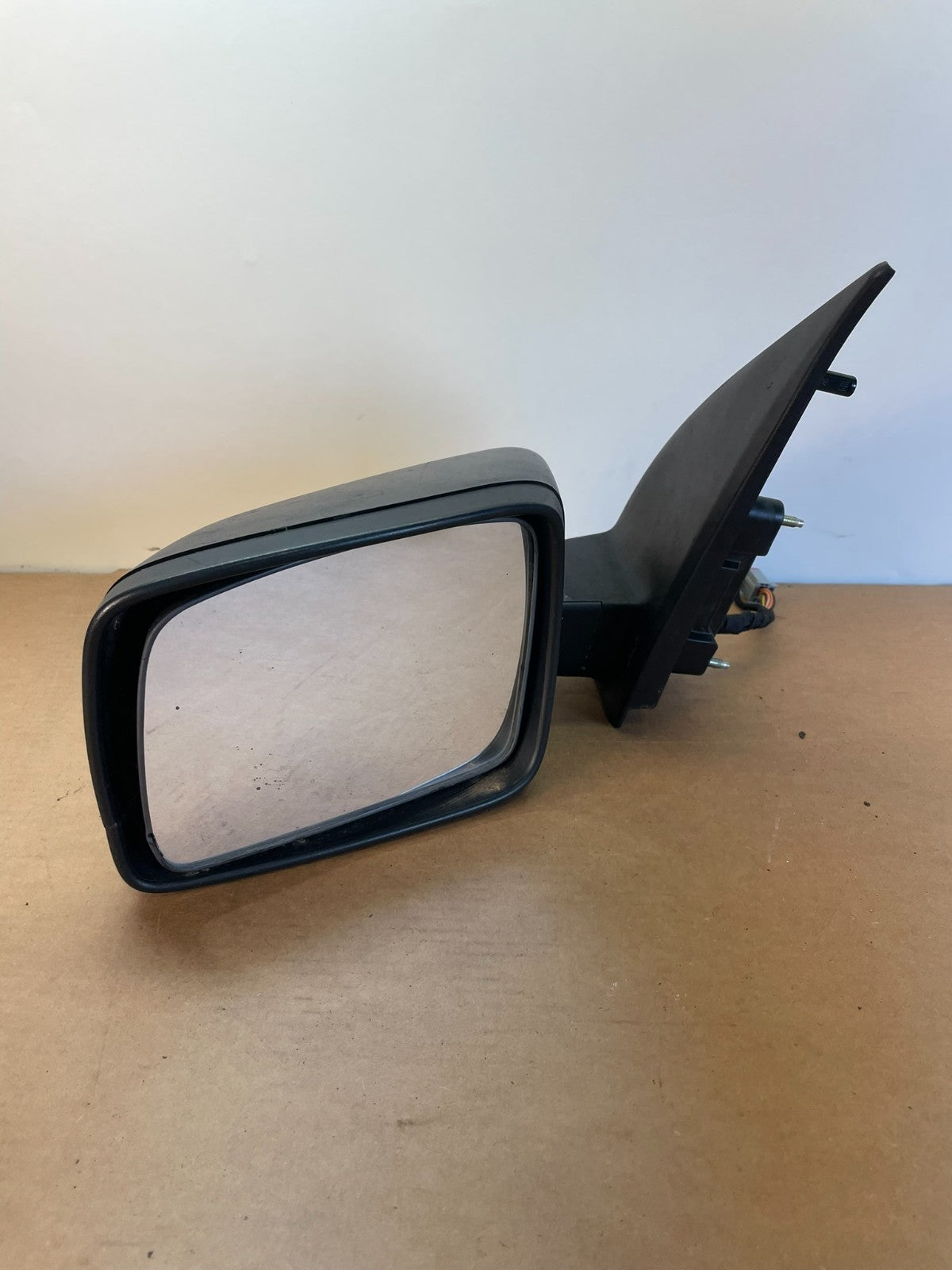 2008 to 2010 Land Rover LR2 Left Lh Side Door Power Mirror AF8848 DG2