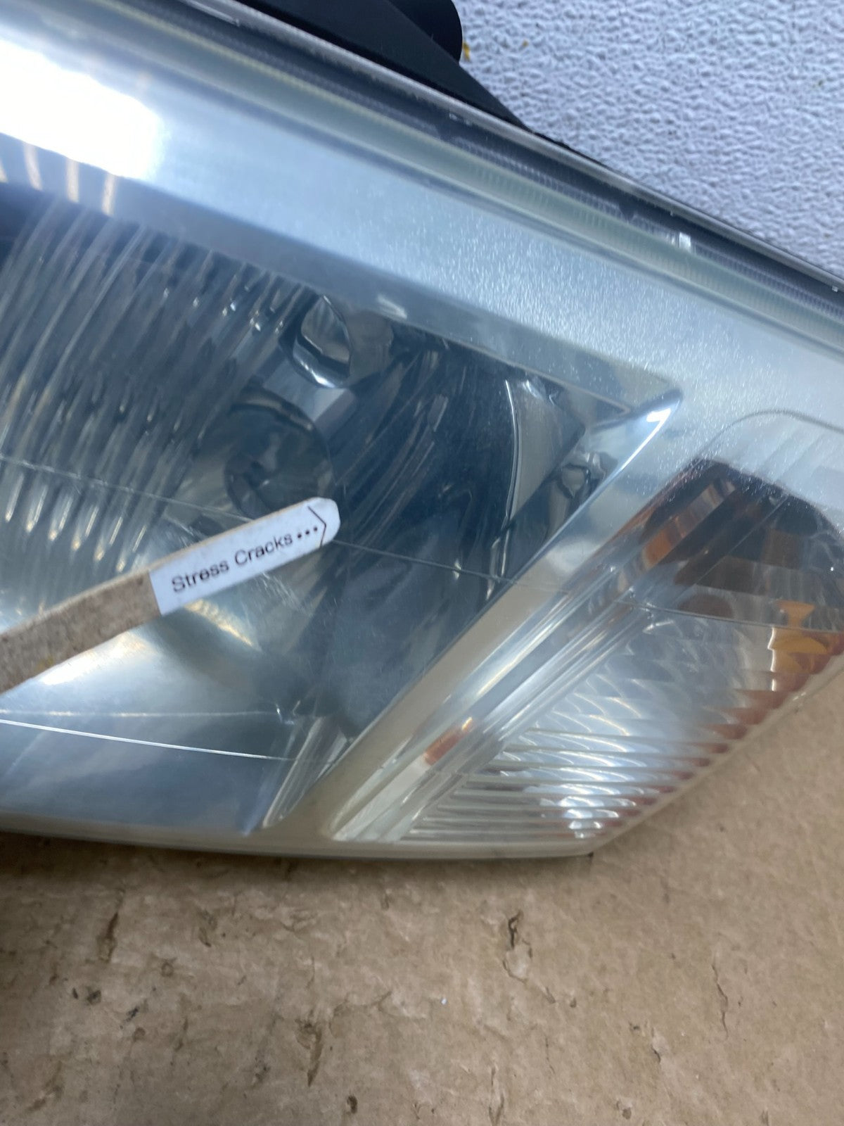 2004 - 2008 Mitsubishi Endeavor Headlight Left Driver Lh Side AF8141 DW4