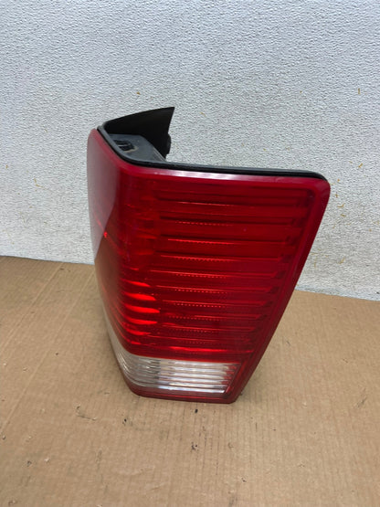 2007 2008 2009 Chrysler Aspen Tail Light Right Passenger Rh Side AI8445 LK1