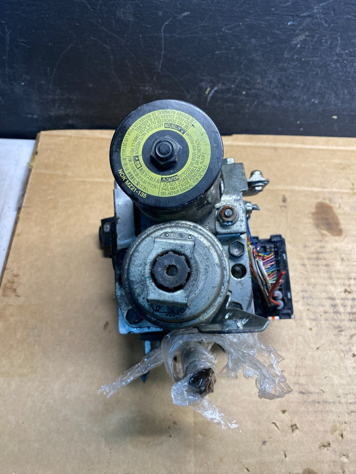 2004 - 2009 Toyota Prius ABS Brake Pump Anti Lock Module AD7591 DG4