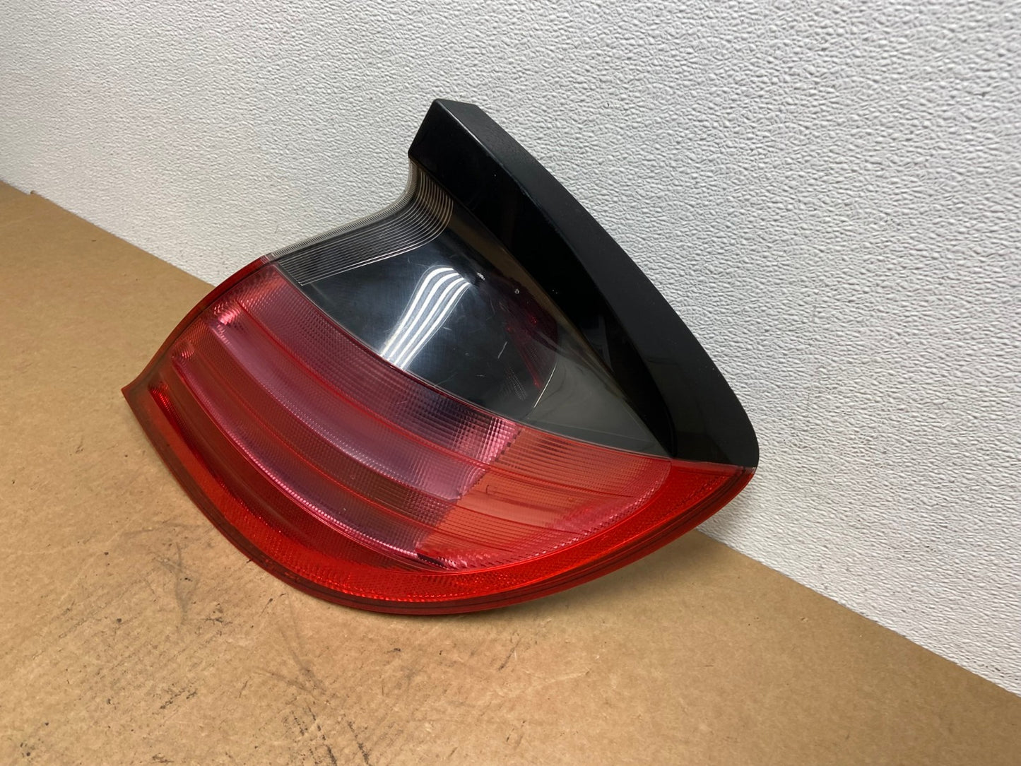 2002 to 2004 Mercedes C-Class Coupe Right Passenger RH Side Tail Light AC2943 LK1
