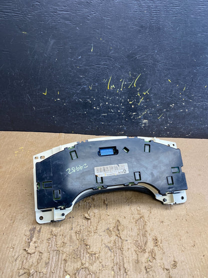 2004 to 2007 Chevrolet Express Speedometer Cluster Gauge Z9982 DG5