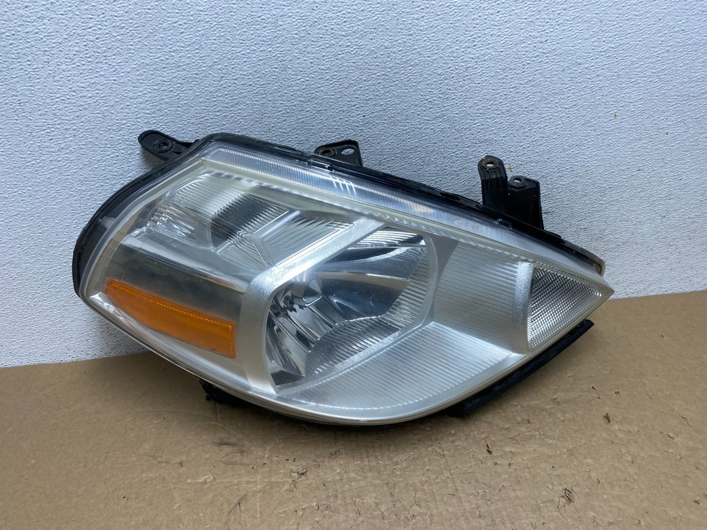 2008 to 2012 Nissan Versa Headlight Right Passenger Rh Side AF8083 DW0