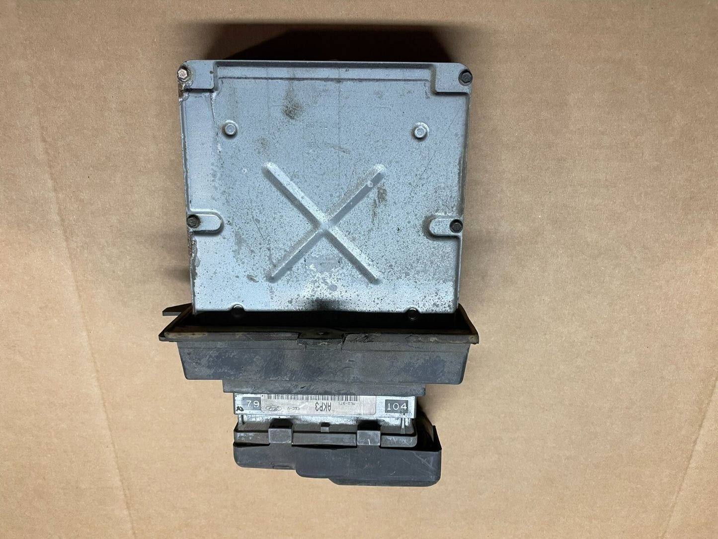 2002 Ford Van E150 E250 4.2L Engine Control Module 2c2a-12a650-aD H6801 PS0