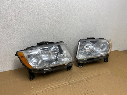 2011-2013 Jeep Grand Cherokee Left+Right Halogen Headlights AD3826 DW2