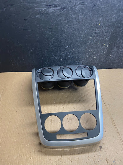 2007 - 2009 Mazda CX-7 Radio Dash Trim Climate Control Bezel W/Vent ae3864 DG3