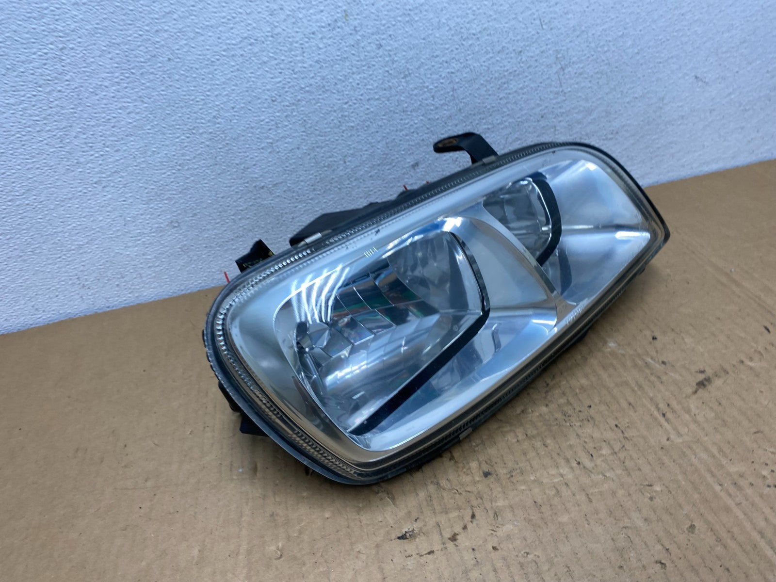 1996 - 2000 Toyota Rav4 Right Passenger RH Side Headlight Halogen AC7636 DG2
