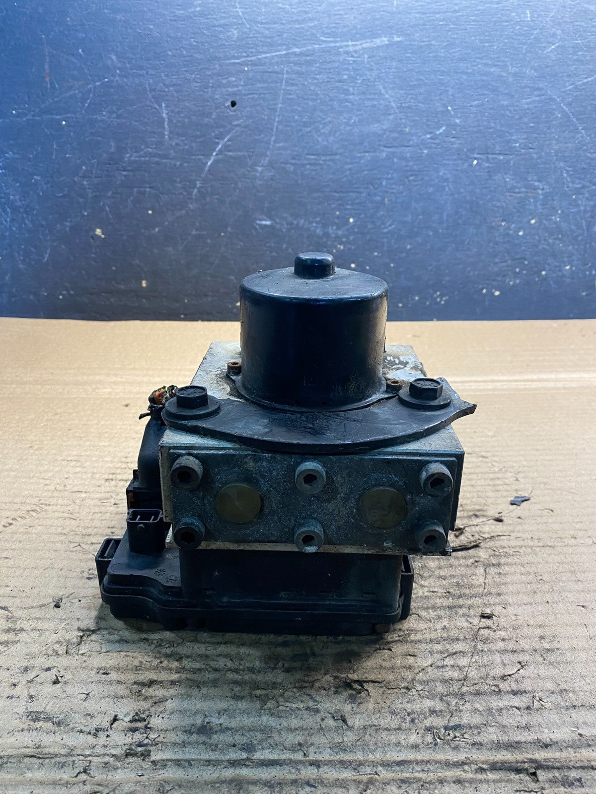 Wabco ABS Hydraulic ABS Pump With Module P/N 4784070720 AA3320 DG5