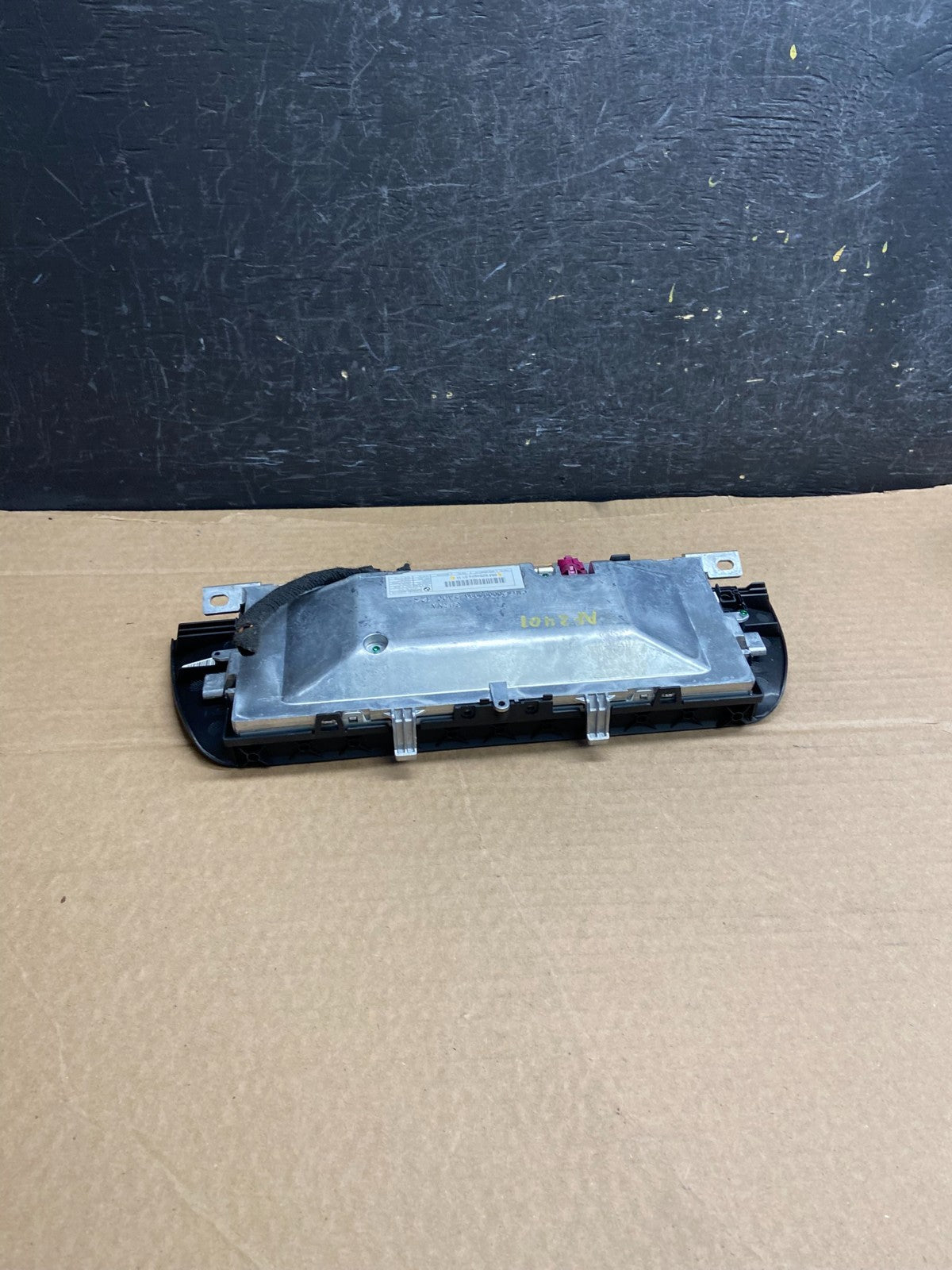2012-2013 BMW F10 528i 550i Central Information Display Monitor Screen AF2401 DG5
