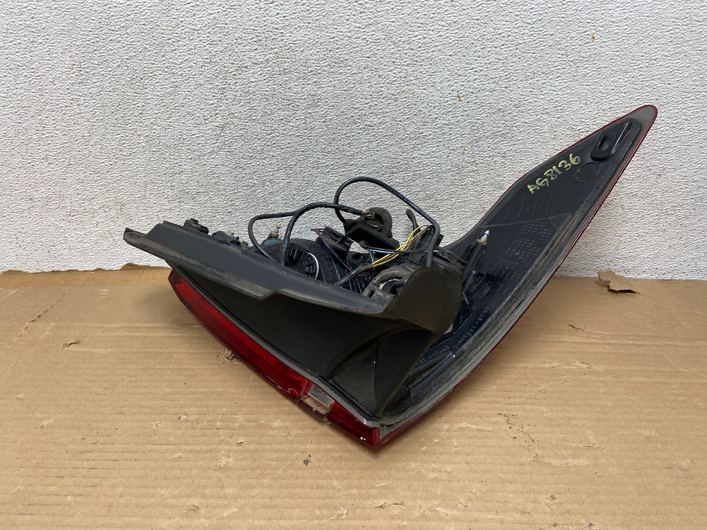 2011 2012 2013 2014 2015 Ford Explorer Right Passenger RH Tail light AG8136 LK5