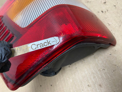 1999 - 2004 Jeep Grand Cherokee WJ Left Driver Lh Tail Light AH5900 LK3