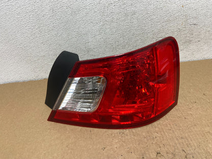 2009 2010 2011 2012 Mitsubishi Galant Right Passenger Tail Light AF7948 GD0