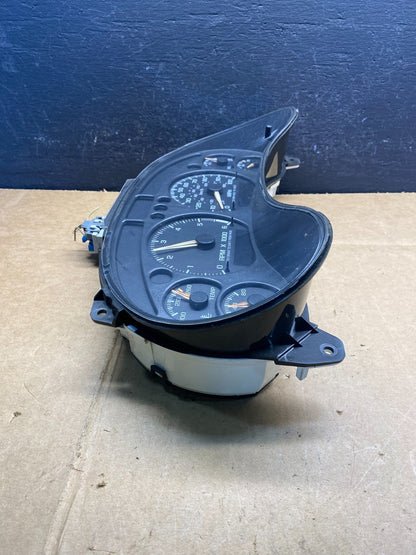 2000 2005 Chevrolet S10 Blazer Cluster Gauge Speedometer AD3679 DG1