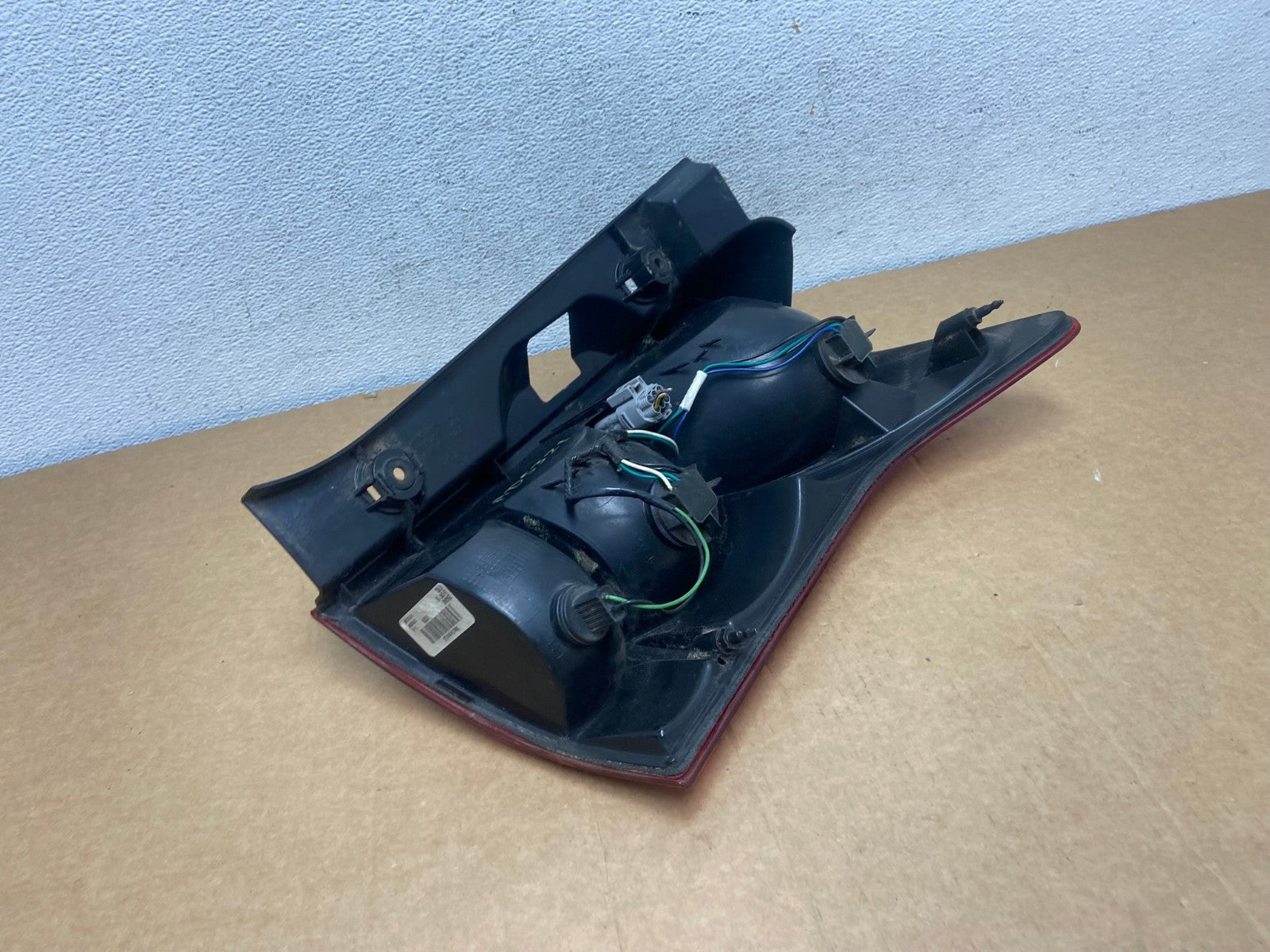 2007 to 2009 Suzuki XL-7 Vitara Left Driver LH Side Tail Light AD5321 LK4