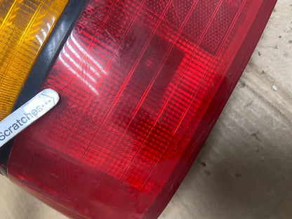 1990 to 1993 Honda Accord Coupe Left Driver LH Tail Light OEM AA6701 DW3