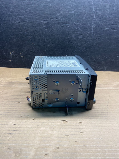 2009 to 2013 Subaru Forester Radio CD Player AUX AM/FM AE2540 DG2