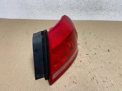 2012 to 2015 Volkswagen Passat Right Passenger Rh Side Tail light AE9725 LK2