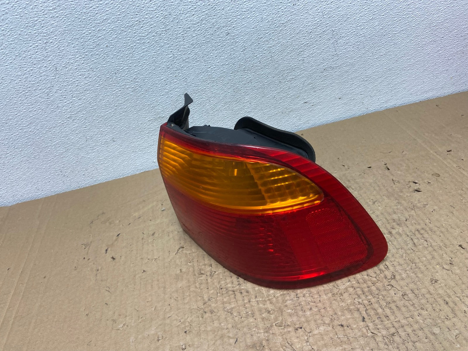 1999 2000 Honda Civic Sedan Right Passenger RH Side Tail Light Oem AC4068 LK1