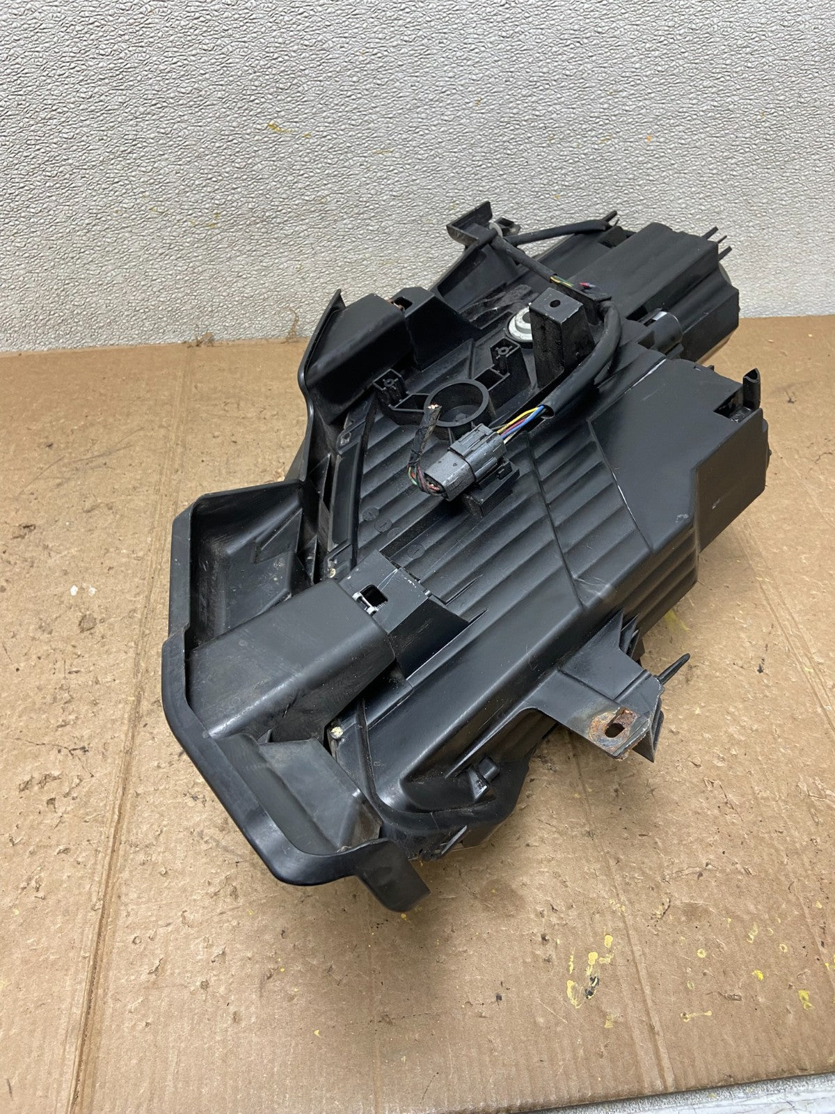 2013 - 2015 Mazda Cx9 Cx-9 Left Driver LH Halogen Headlight Oem AA49324