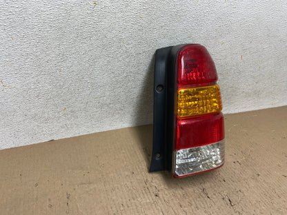 2001 to 2007 Ford Escape Right Passenger RH Side Tail Light AH6638 LK1