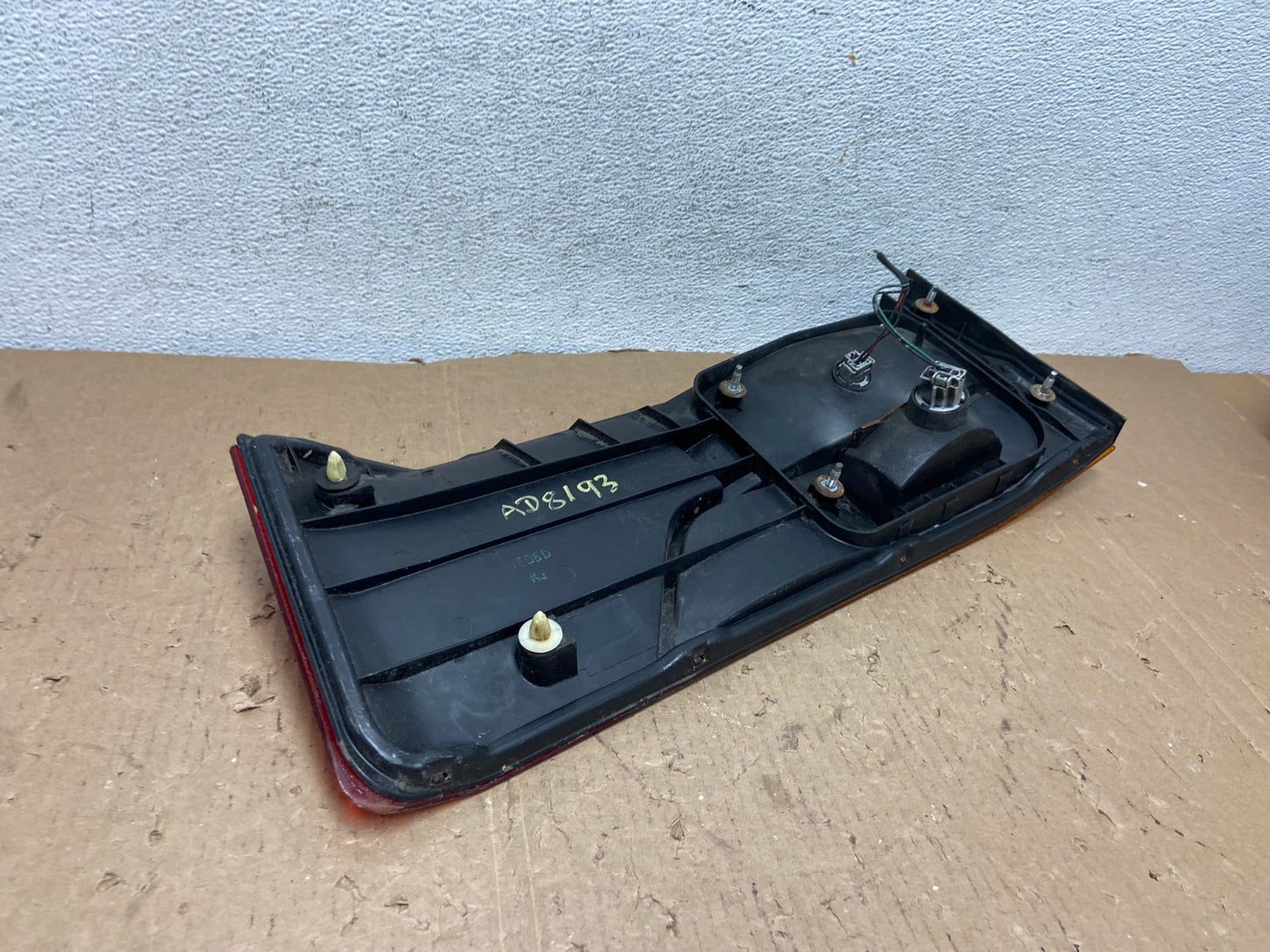 2002 2003 2004 Honda Odyssey Left Driver LH Side Tail Light Inner AD8193 LK5