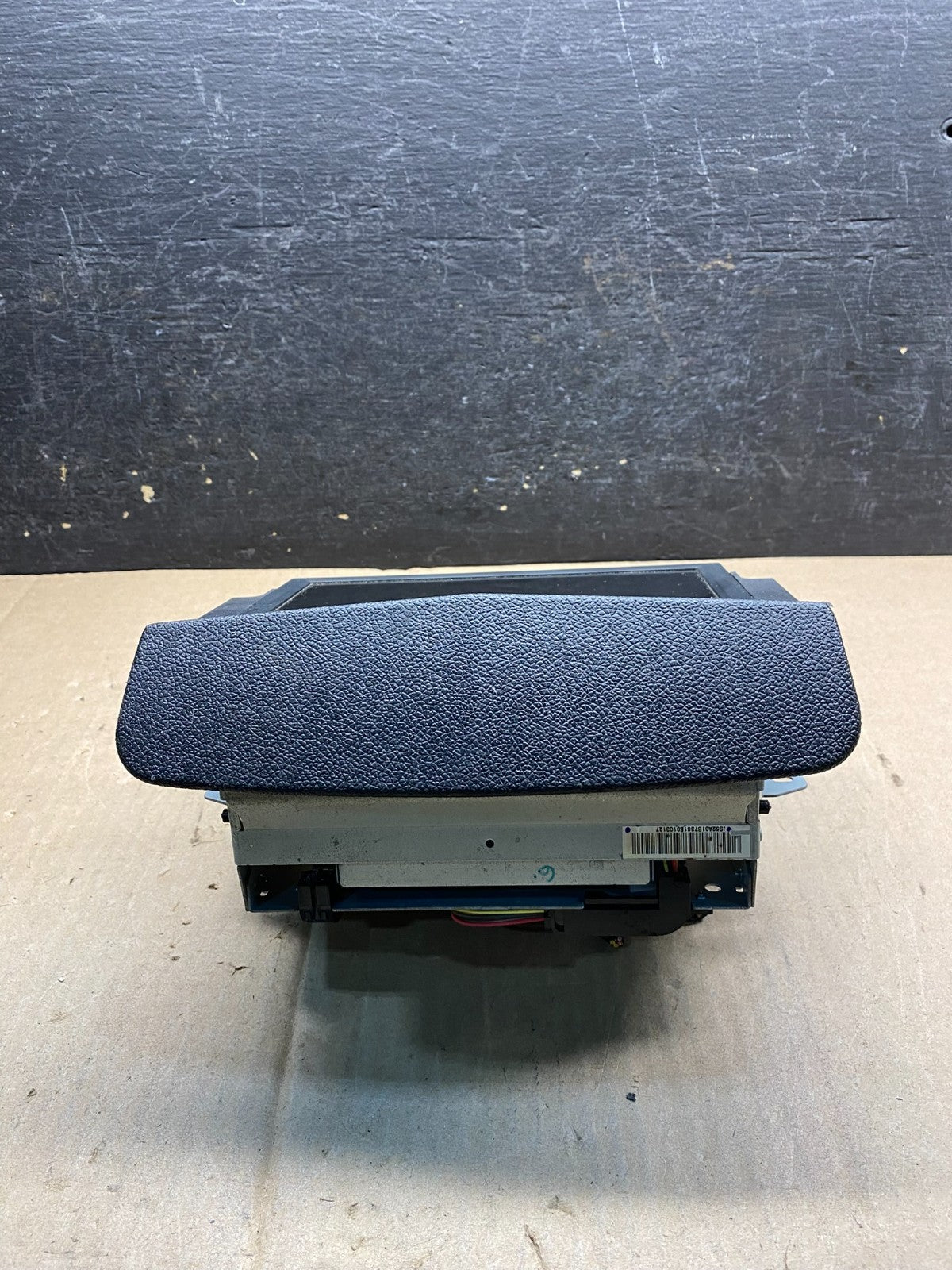 2008 to 2012 Cadillac SRX CTS Audio Radio Screen Display Player AJ0123 DW4