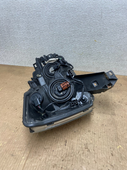 2004 to 2007 Nissan Armada Left Driver Lh Side Headlight Halogen Oem AA8272 DW9