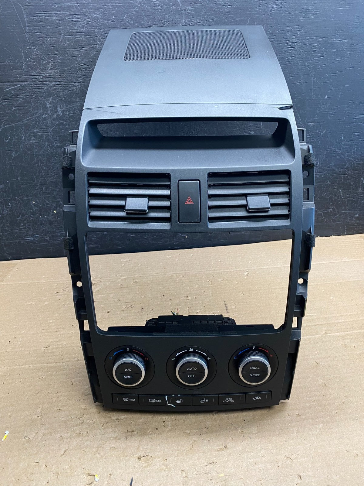2007 - 2009 Mazda CX-9 Radio Dash Trim Bezel W/Vent AC Climate Control AG6442 DG0