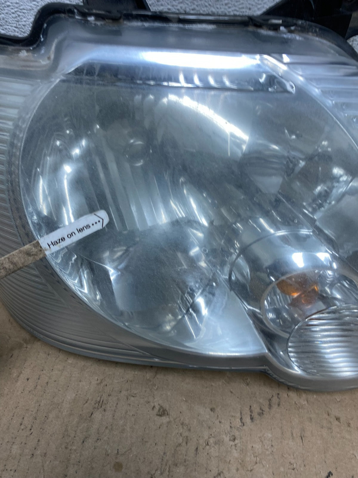 2006 to 2010 Ford Explorer Right Passenger Side Headlight AF3227 DW4