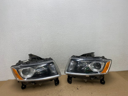 2014 to 2016 Jeep Grand Cherokee Halogen Left+Right Set Side Headlights AF50610