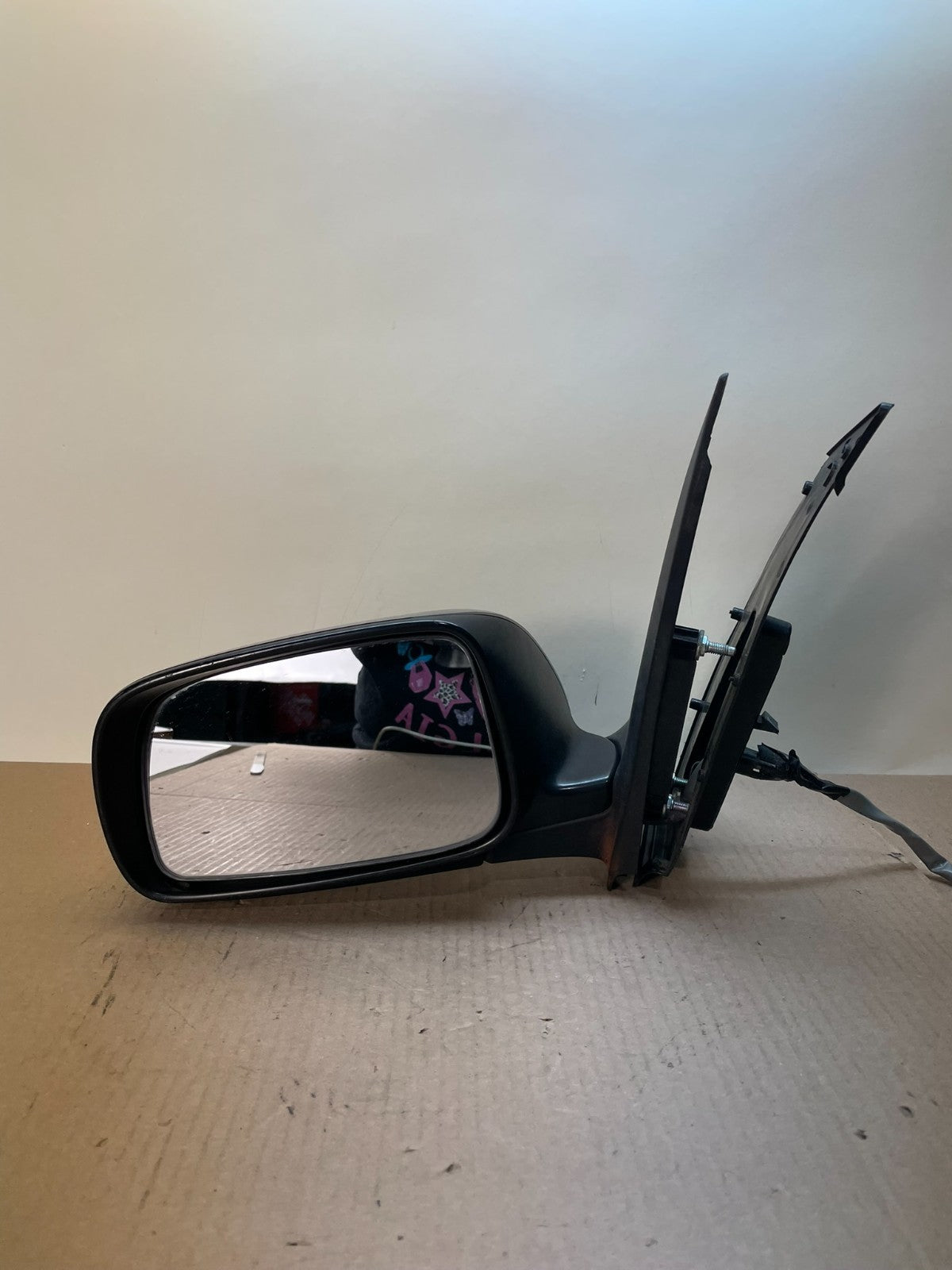2004 to 2009 Toyota Prius Left Driver LH View Door Mirror AJ0625 DG8