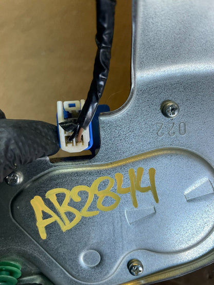 2010 to 2013 Subaru Forester Rear Windshield Washer Wiper Motor AB28447
