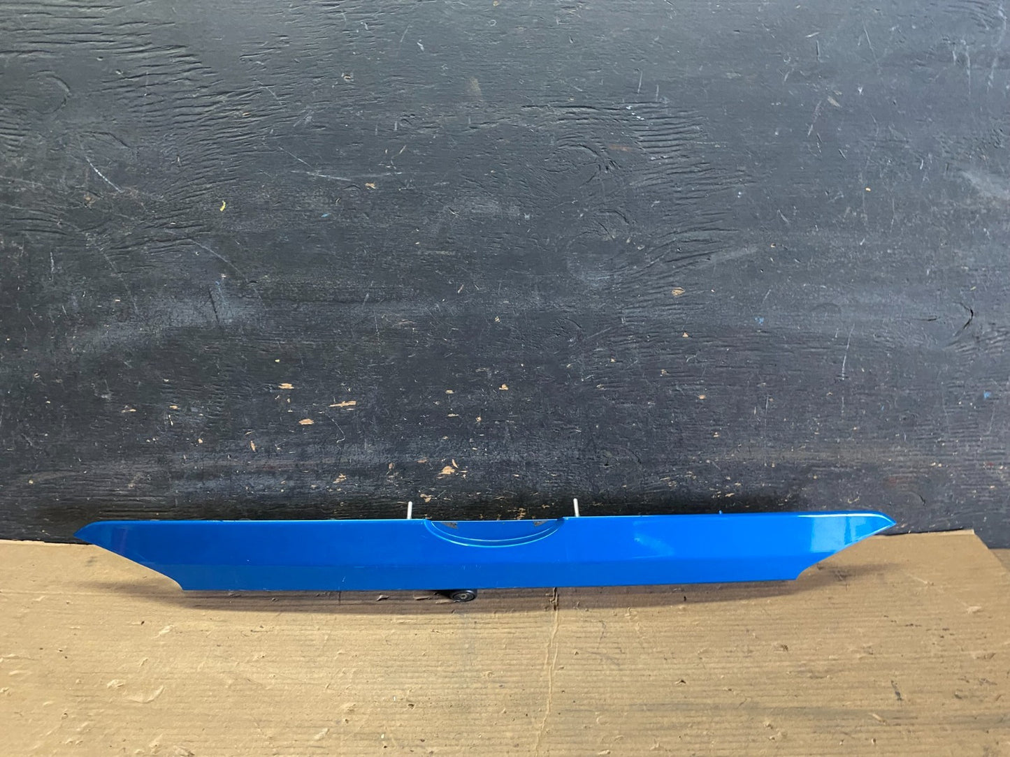 2017 to 2020 Ford Fusion Deck Lid Trunk License Light Trim Panel OEM R22850