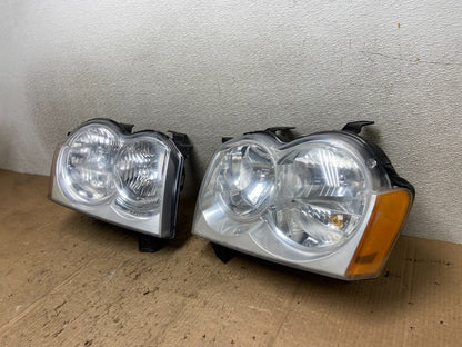 2005-2007 Jeep Grand Cherokee Left+Right Halogen Headlights AA8584 DW1